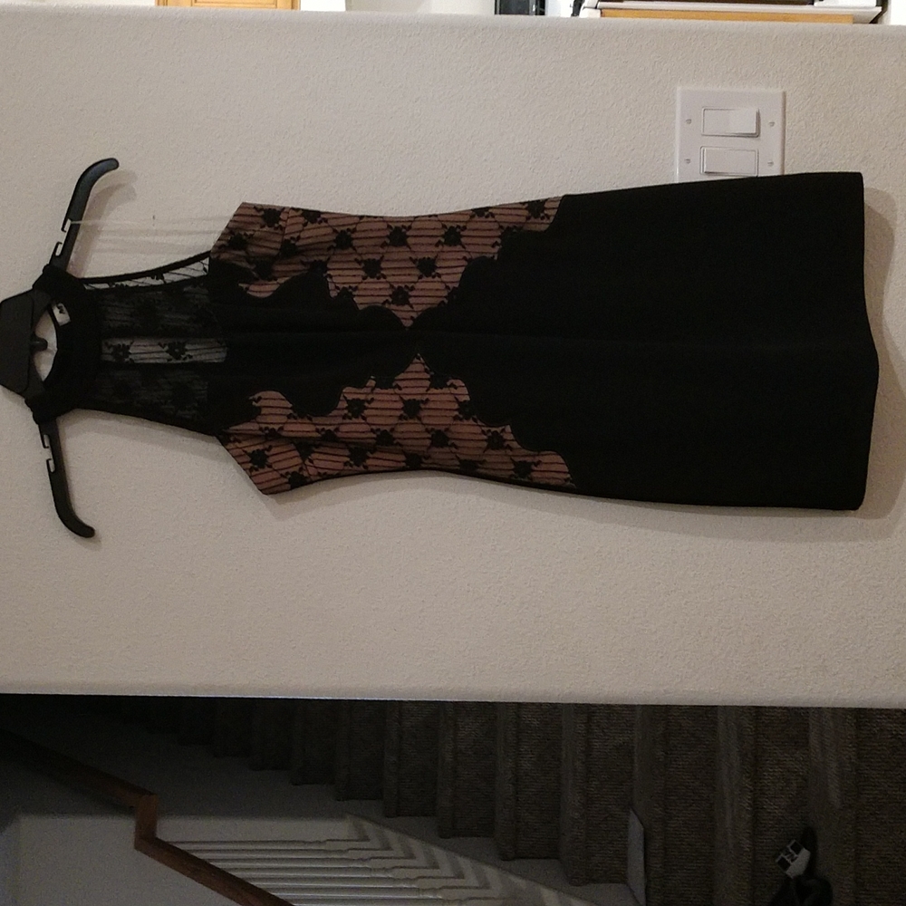 Medium black Mystic